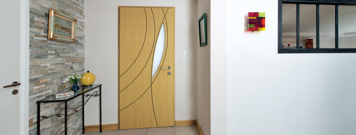 Passion Menuiserie : portes d'entrée ACIEr PVC
